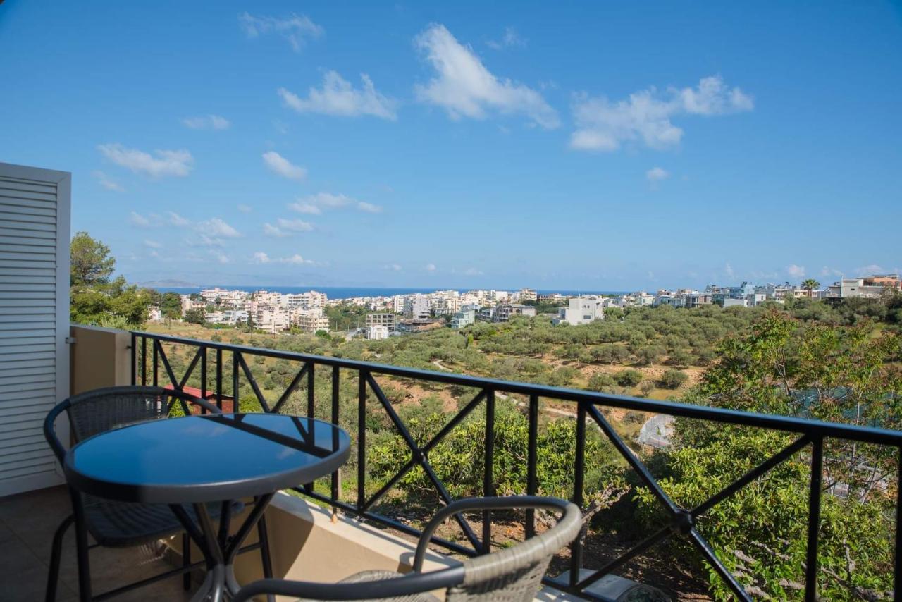 Kds Overlooking Chania Chania  Exteriör bild
